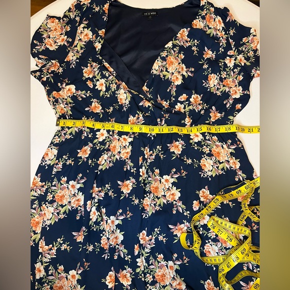 As U Wish Floral Dress Dark Navy Size 2X - Picture 10 of 12